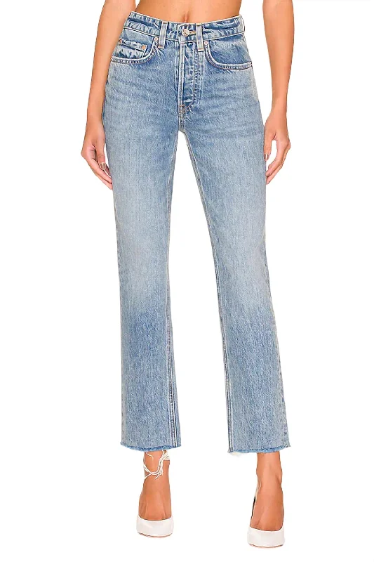 Wide - leg women jeans for a modern and relaxed vibeKarolina High Rise Straight Crop Jeans In La Playa