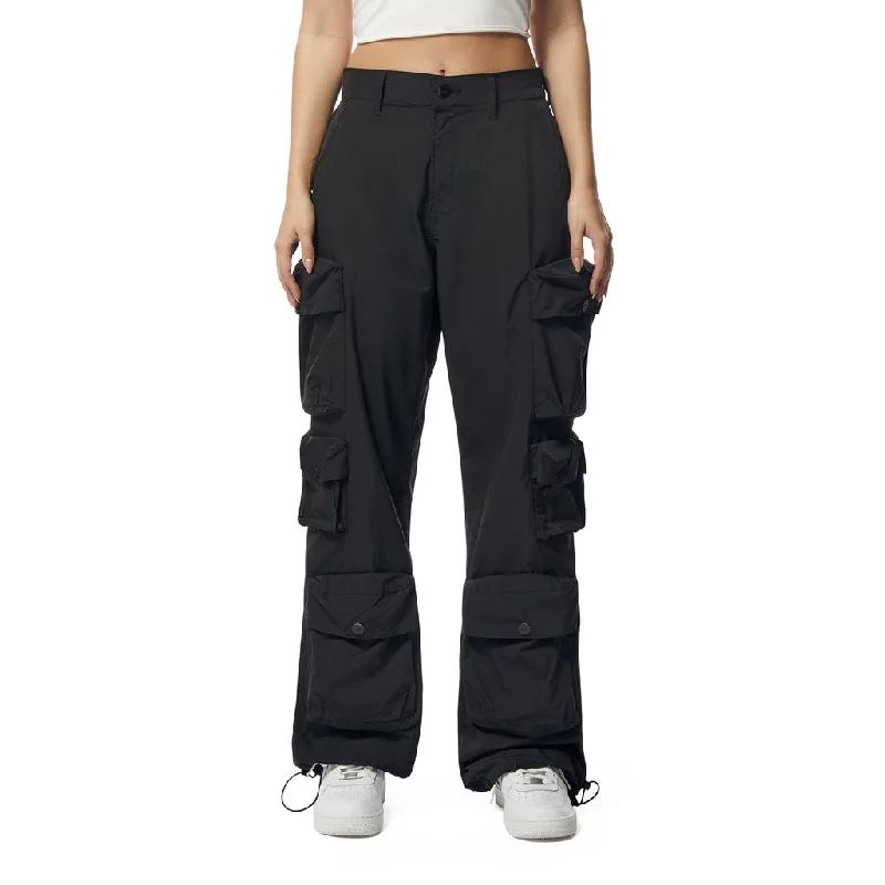 Regular Fit Women's Cargo Pants with Embroidered Details in Pink for a Unique and Stylish TouchWide Leg Cargo Pants - Black