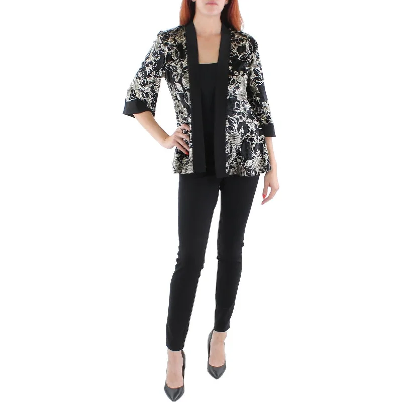 Women's Notched Lapel Blazers in Beige for a Timeless OutfitPetites Womens Velvet Metallic Open-Front Blazer