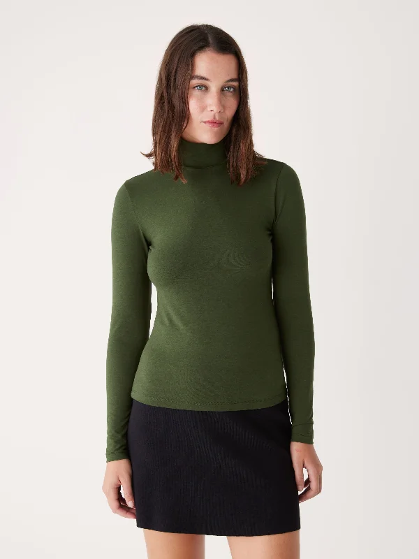 Crop Top Women T Shirt to Pair with High - Waisted BottomsThe Essential Long Sleeve Mockneck in Kombu Green