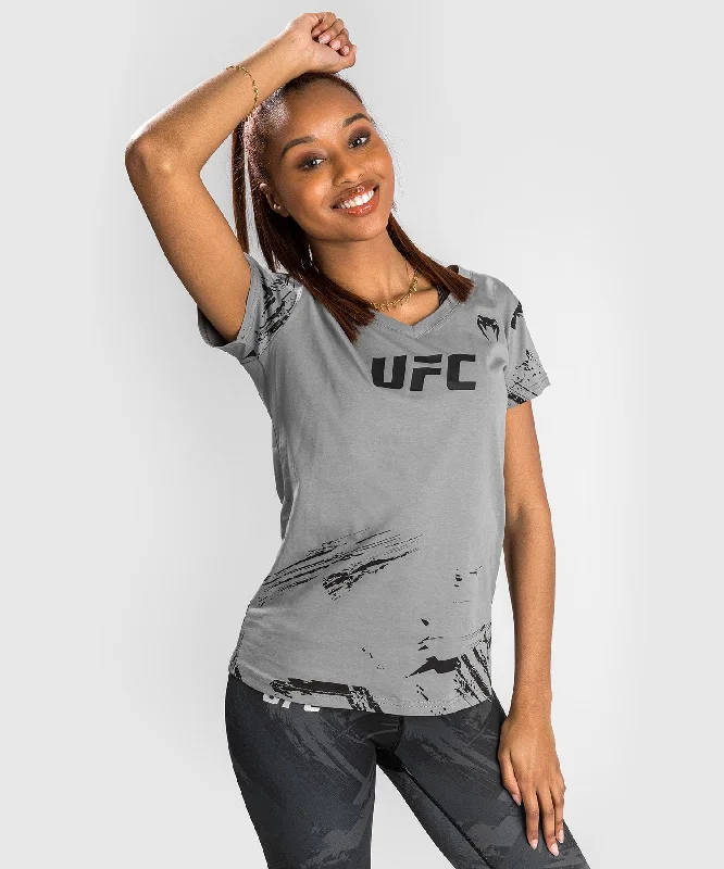 Long Sleeve Women T Shirt for Cooler WeatherUFC Venum Authentic Fight Week 2.0 Women’s Short Sleeve T-Shirt - Grey