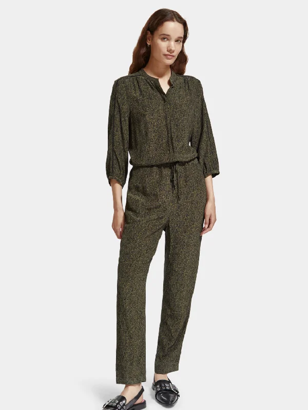 Women jumpsuits with a button - down front for a versatile and casual stylePrinted jumpsuit