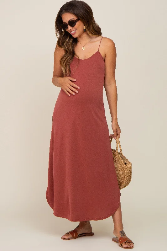 Midi dresses with ruffled hems for a romantic date nightRust Basic Maternity Midi Dress