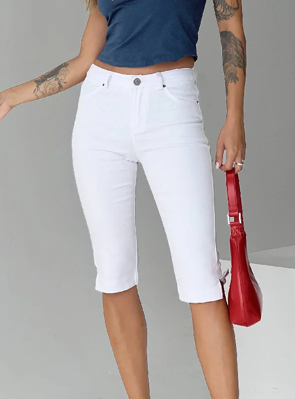 Women's High - Rise Paperbag Waist Shorts in Khaki for a Stylish and Comfortable LookMeet Me Capri Pants White