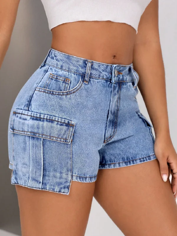 Women's Ruffled Hem Denim Shorts in Light Wash for a Feminine and Fashionable StyleMid-Rise Waist Denim Shorts with Pockets