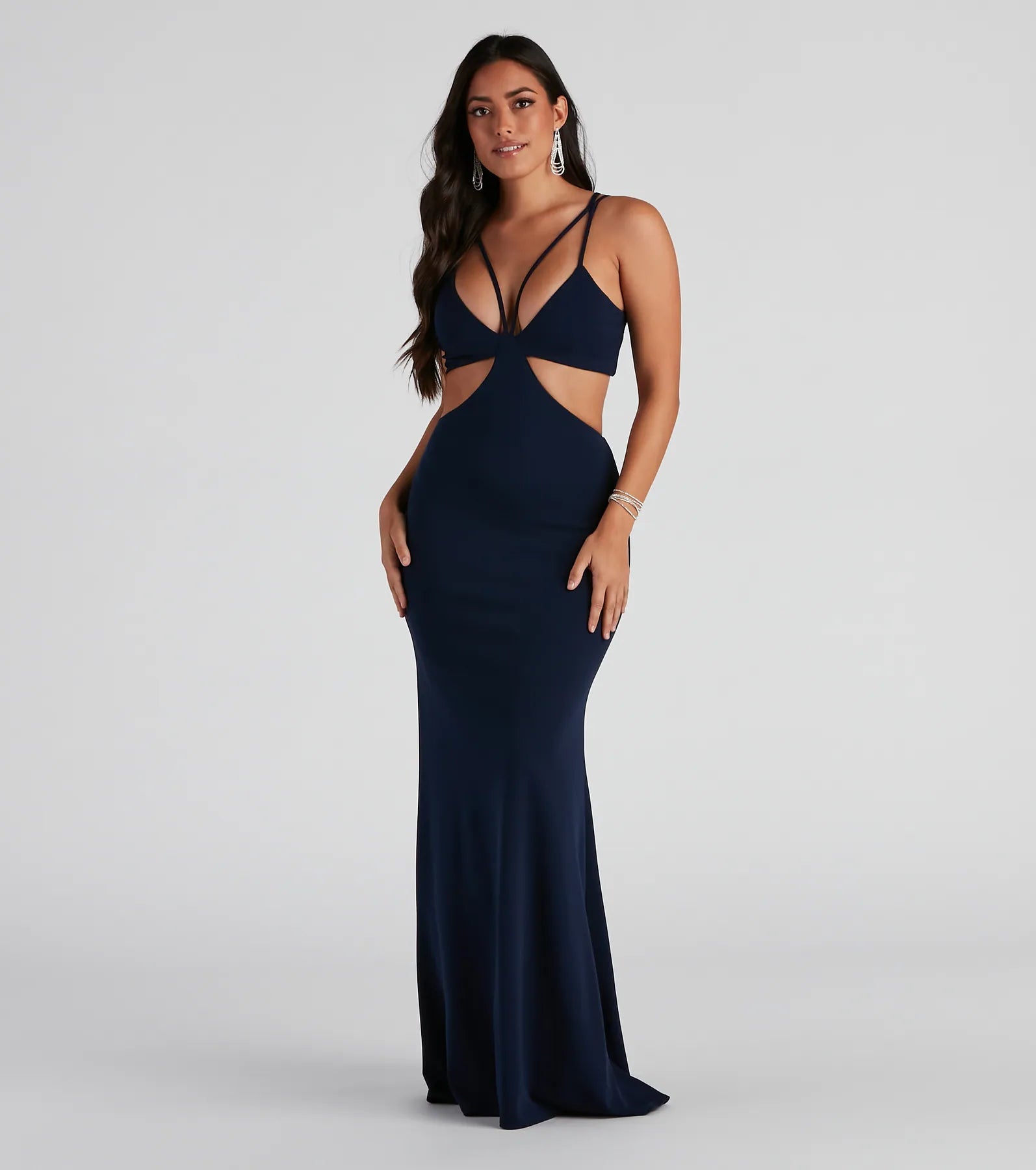 Maxi dresses with a keyhole back for a sexy detailAnnah Formal Crepe Long Dress