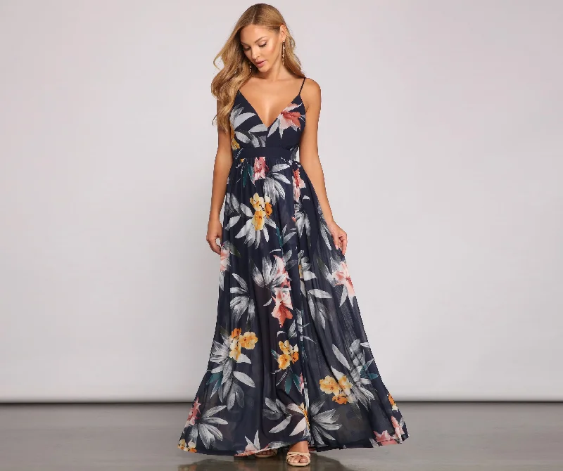 Maxi dresses with pom - pom trims for a playful and festive lookDreamy Vacay Vibes Maxi Dress