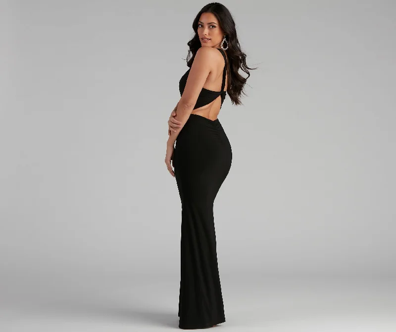 Maxi dresses with a paisley print for a classic and elegant styleLeilani Formal One-Shoulder Open Back Dress