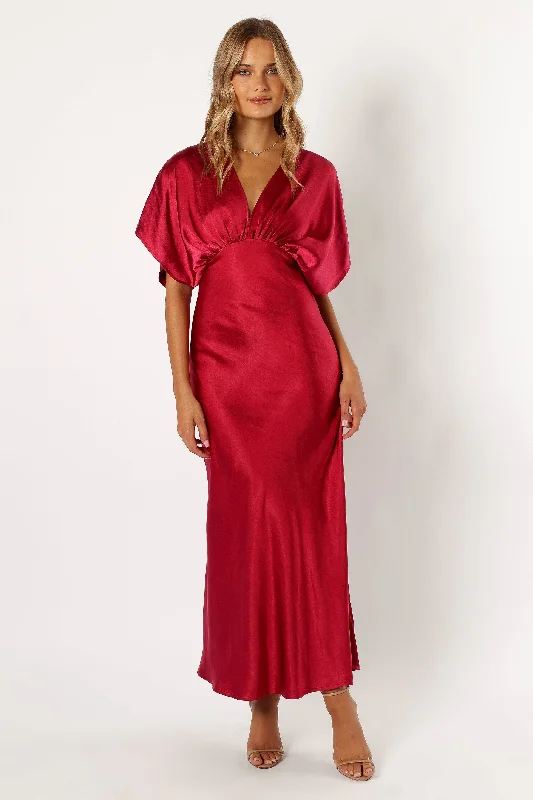 Maxi dresses with a ruched bodice for a more form - fitting and feminine shapeRicki Maxi Dress - Ruby Wine