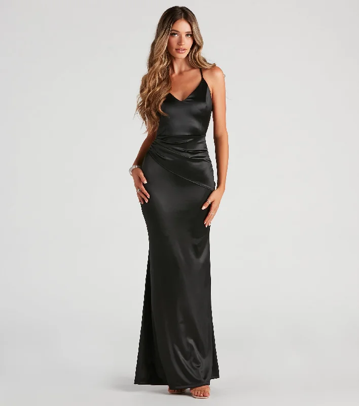 Maxi dresses with a gathered skirt for a voluminous and dramatic effectSaphira Formal Open Back Mermaid Dress