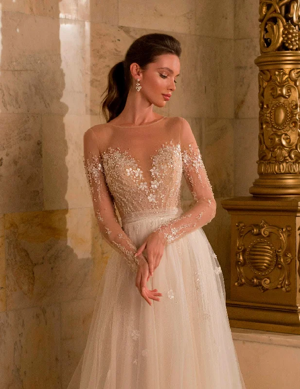 Wedding guest dresses with empire waists and tulle skirtsLong Sleeve Sweetheart Ball Gown