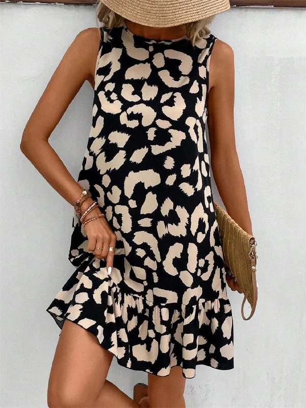 Mini Women Dress with a Short Hem for a Young and Trendy StyleLeopard print tank dress - tied design