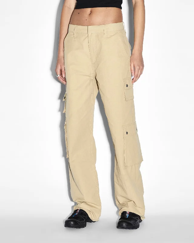 Regular Fit Women's Cargo Pants with Embroidered Details in Pink for a Unique and Stylish TouchDRILL CARGO KHAKI