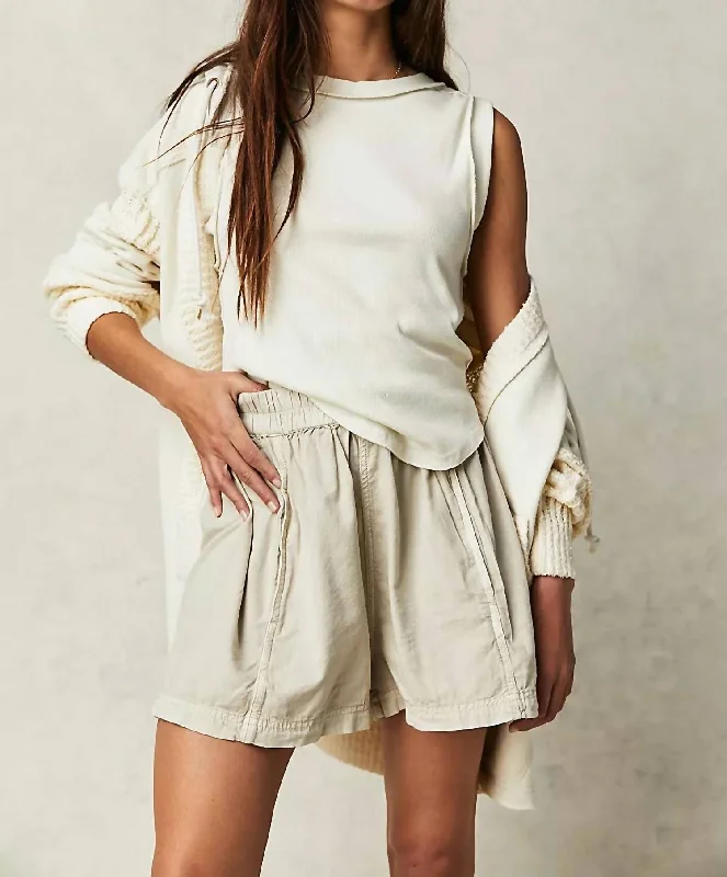 Leather Look Women Shorts for an Edgy and Chic StylePoplin Pull On Short In Nilla Cream