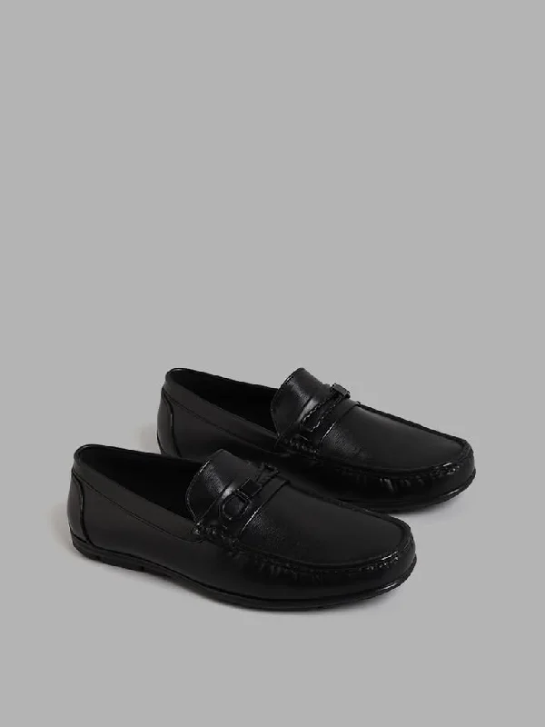 SOLEPLAY Solid Black Loafers